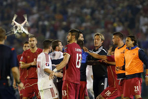 PROVOKACIJA PRIŠTINSKIH MEDIJA: Velika Albanija tokom 41. minuta utakmice u Beogradu!