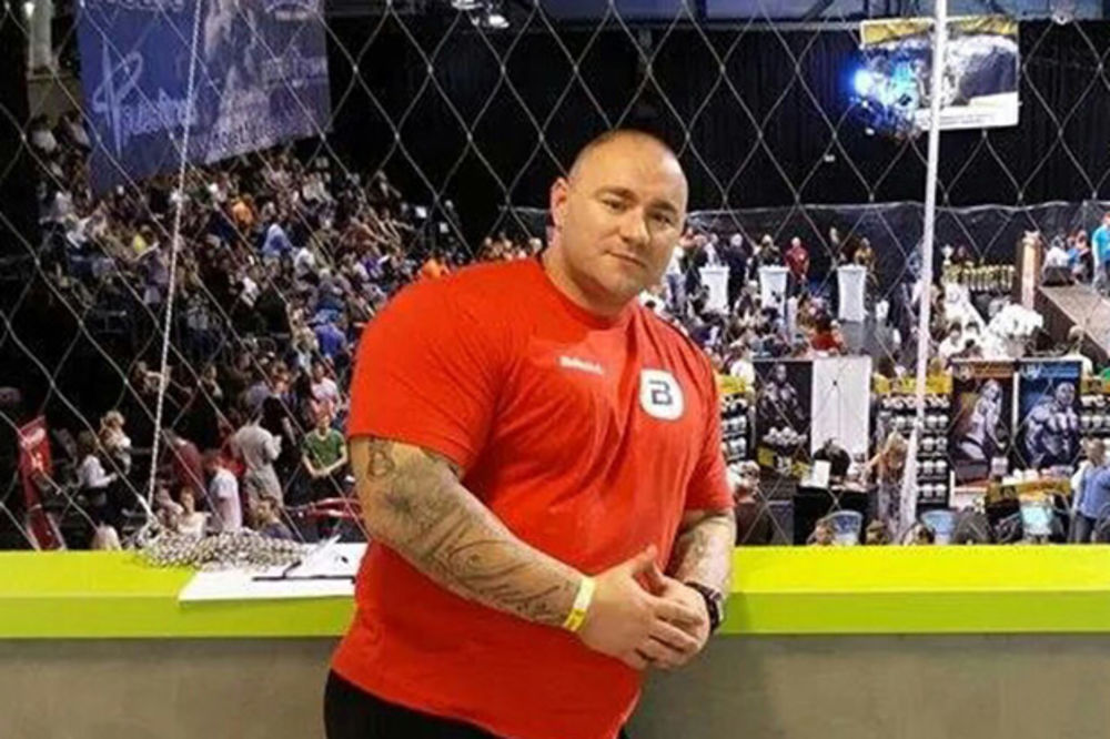 (FOTO) NAJJAČI SRBIN IZDOMINIRAO: Rade Savić podigao 260 kg i osvojio prvo mesto u Budimpešti