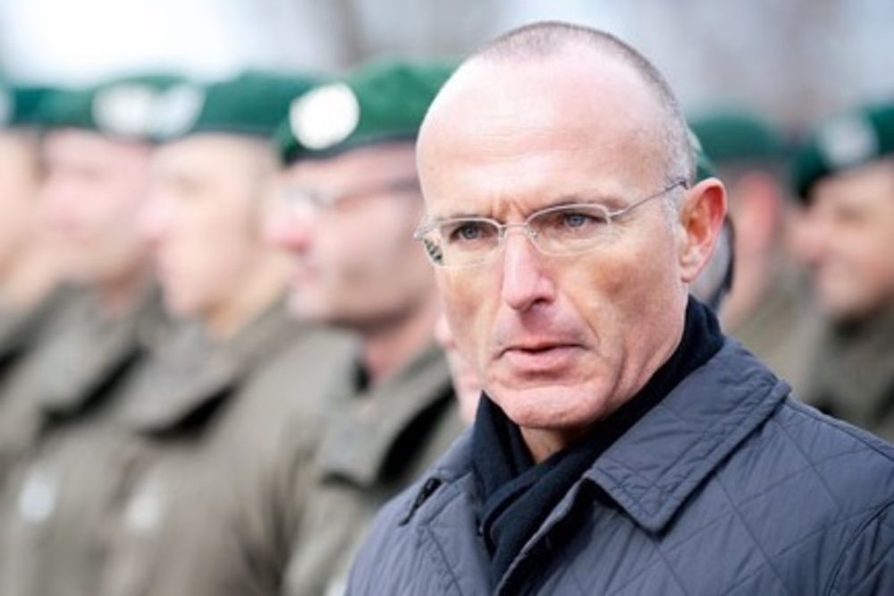UZBUNA: Austrijski vojnici i policajci upozoreni da su moguća meta napada IS!
