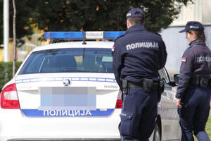 UBISTVO U ZEMUNU: Muškarac pucao komšiji u glavu nakon svađe